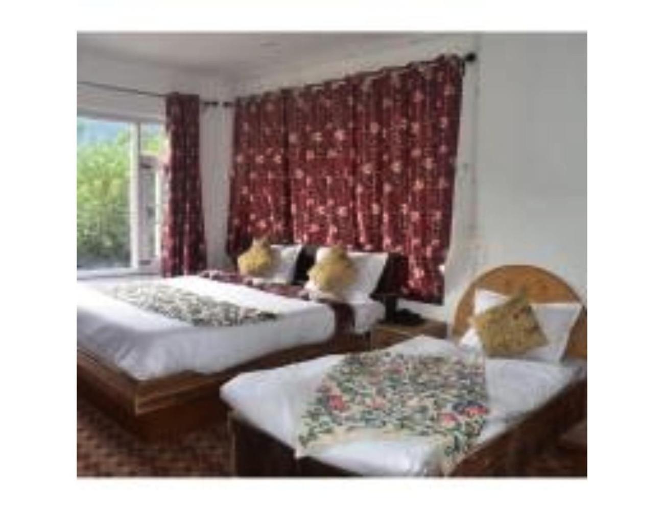 New Relax Inn, Pahalgam, 2 Km From Lidder Valley Eksteriør bilde