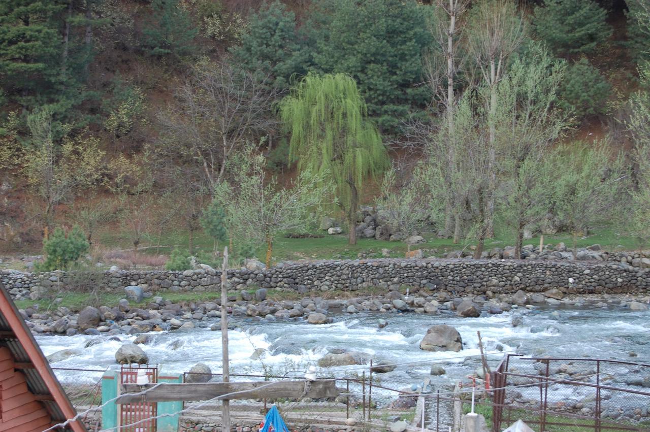 New Relax Inn, Pahalgam, 2 Km From Lidder Valley Eksteriør bilde