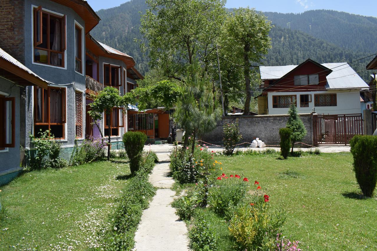 New Relax Inn, Pahalgam, 2 Km From Lidder Valley Eksteriør bilde
