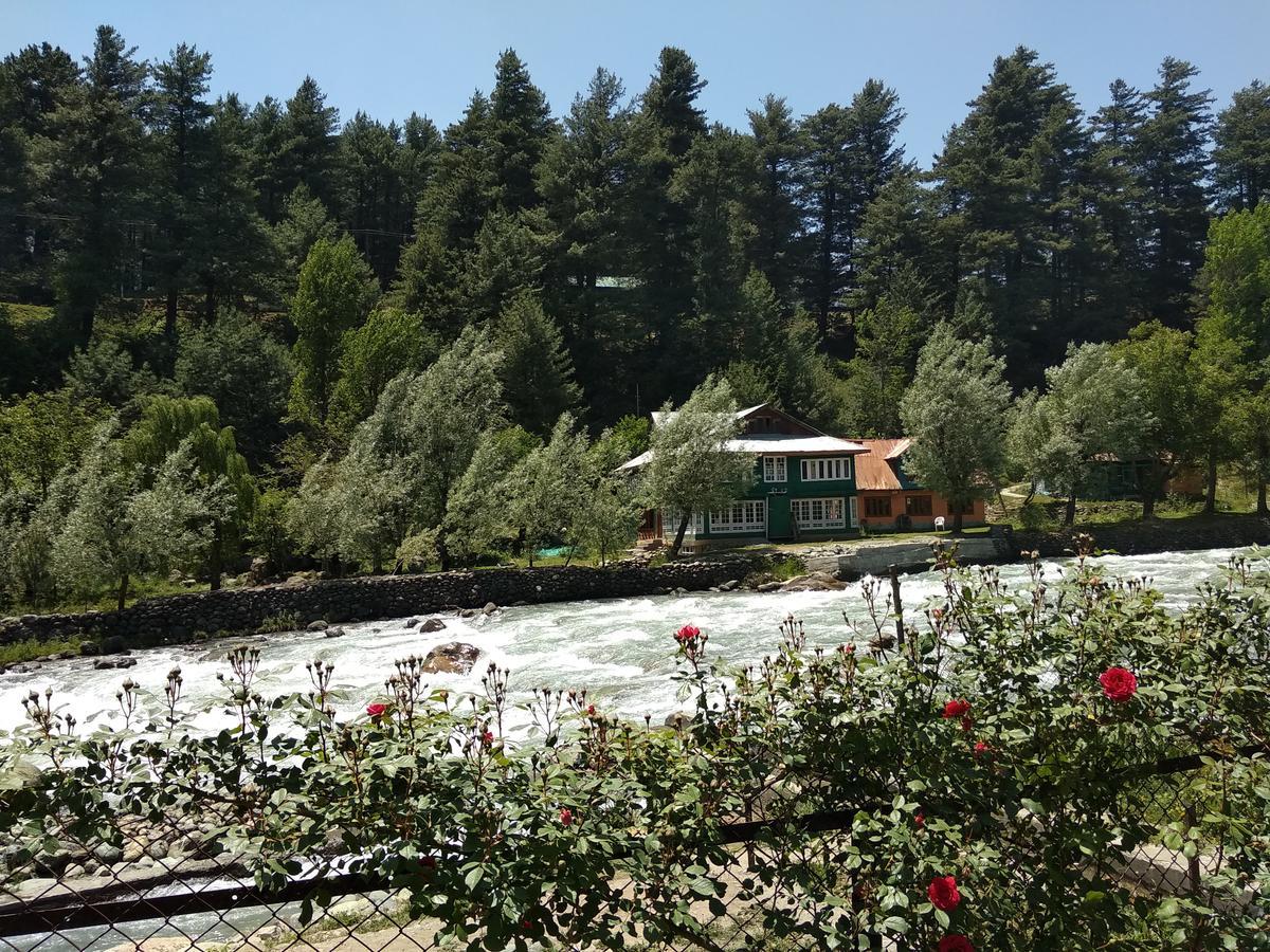 New Relax Inn, Pahalgam, 2 Km From Lidder Valley Eksteriør bilde